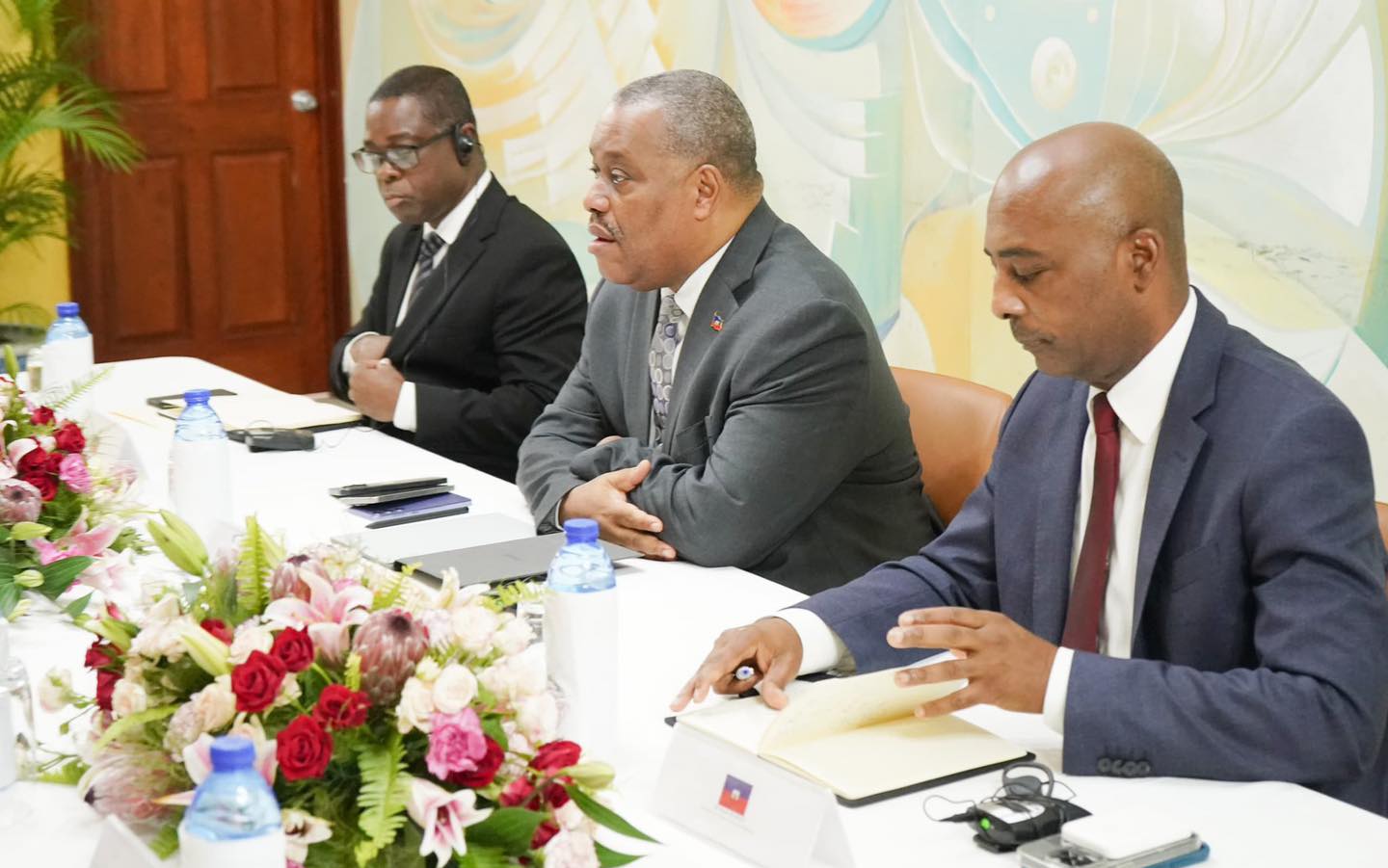 Garry Conille et les éminentes personnalités de la Caricom discutent de la transition des élections